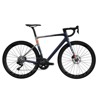 Bici da strada con telaio in carbonio 700C